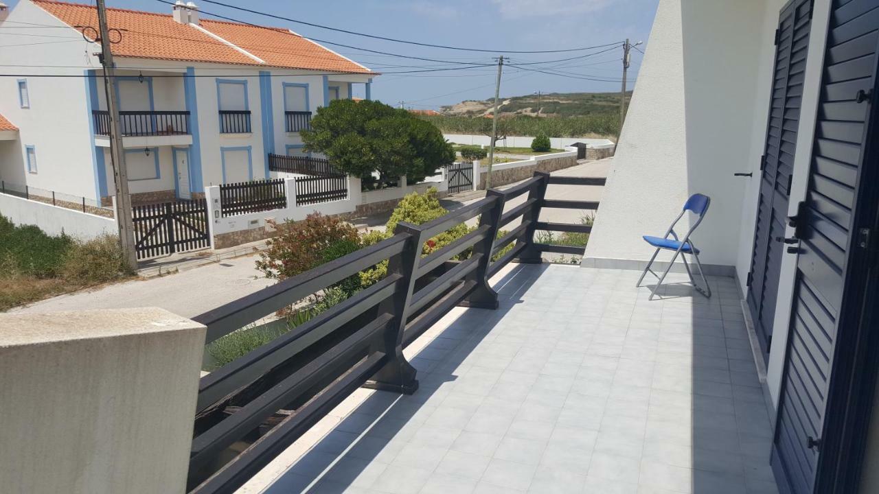 Villa Da Praia Azul Silveira  Екстериор снимка